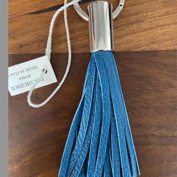 NWT Italian Calf leather bag charm tassel key chain (OS) - Picture 5 of 6